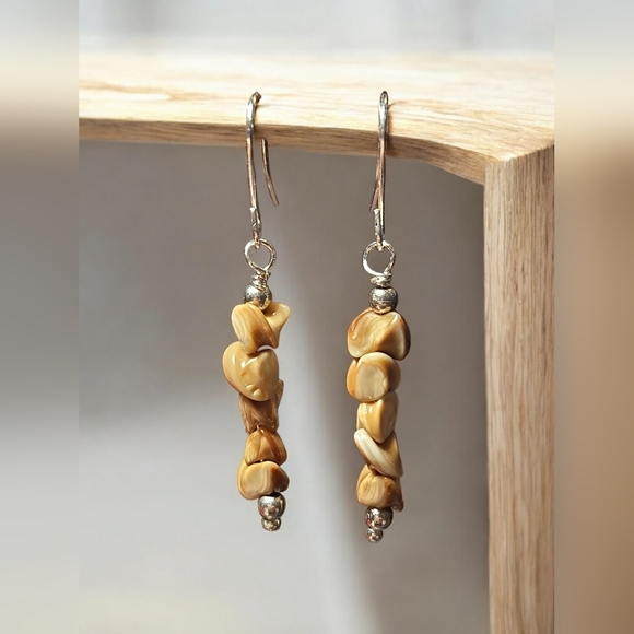 Source Unknown Jewelry - Handmade Momi or Kahelelani Shells Drop Earrings, NWOT